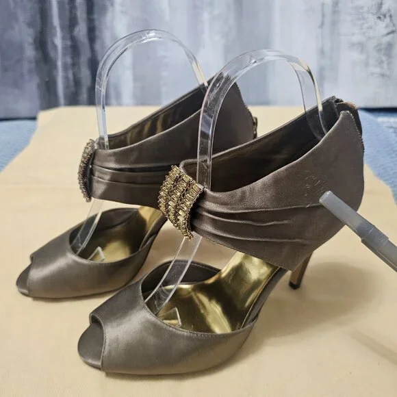 Nine West Bronze & Gold Rhinestone Strappy High Heels - Size 6 - Picture 4 of 7